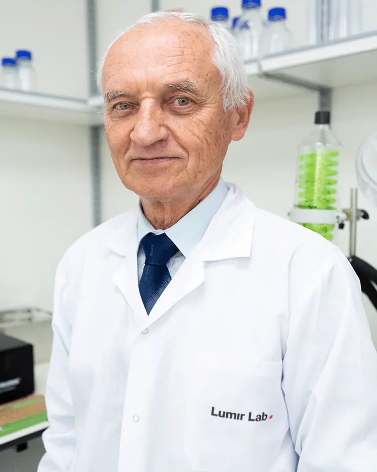 Dr. Hanus Lumir